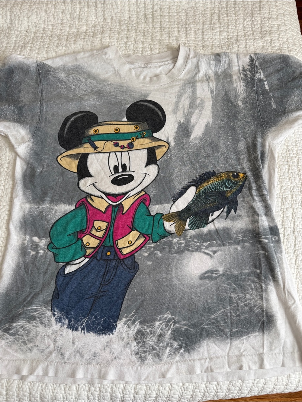 Vintage 1990sJerry Leigh Mickey Mouse Graphic Tee in White with Multicolor Print